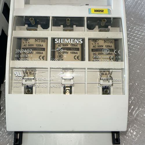 西门子熔断式隔离开关，带熔断器3NP4070-0CA01 ，--议价商品