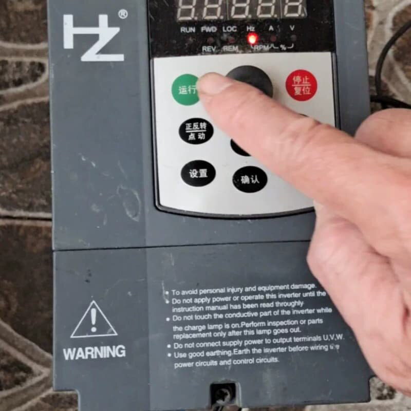 红旗泰RF300A(赫芝HZ300A)变频器（1.5kw38--议价商品