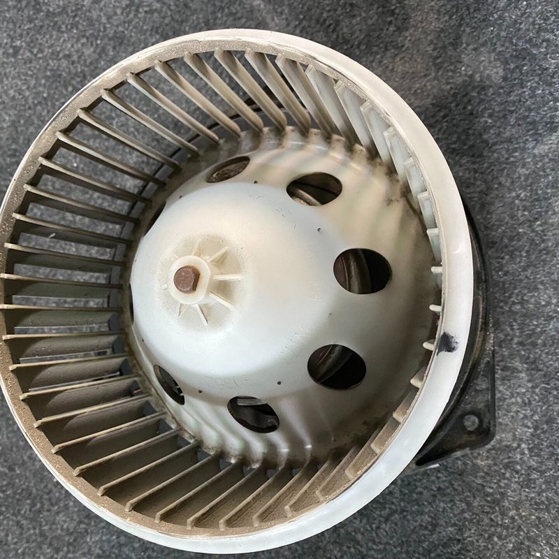08年日产天籁原装拆车鼓风机，功能完好，型号A7401087--议价商品