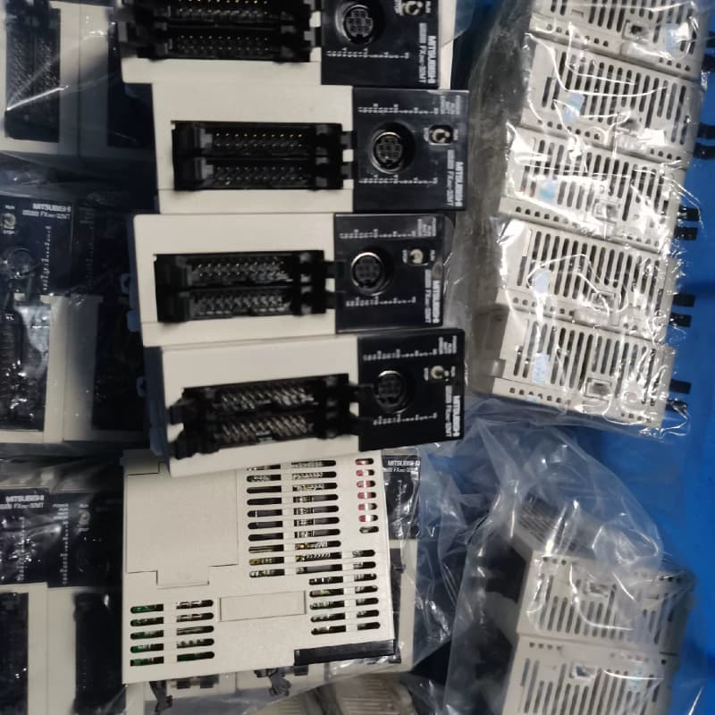 FX2NC-32MT 三菱PLC小主机,成色如图所示,二手拆--议价商品