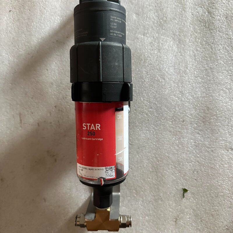 erma自动注油器，拆机的，成色不错，图片为实物，具体--议价商品