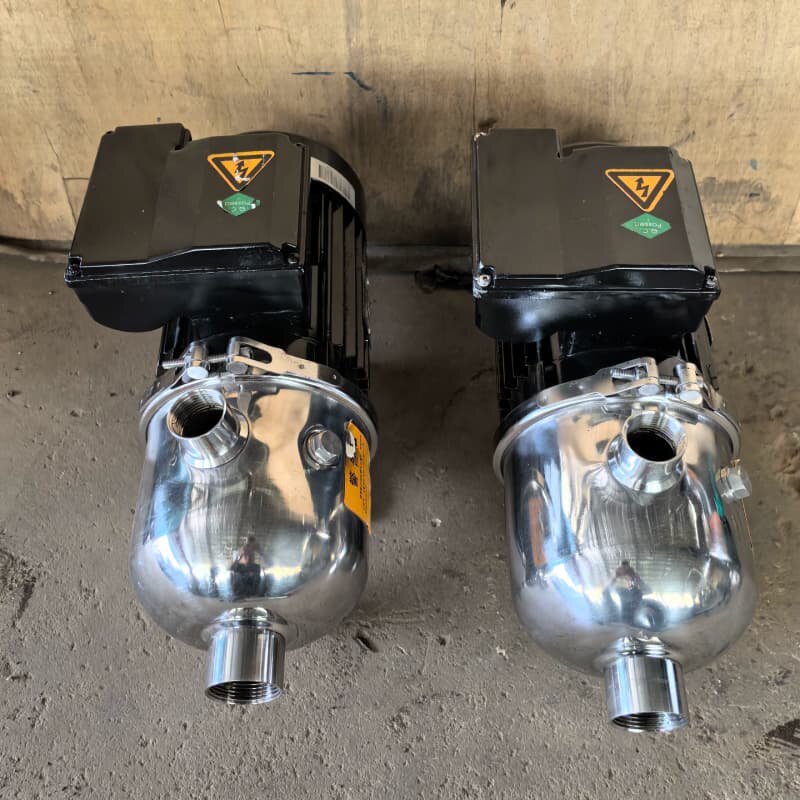二手水泵2台,型号CNP轻型卧式多级离心泵家用增压泵,型号:--议