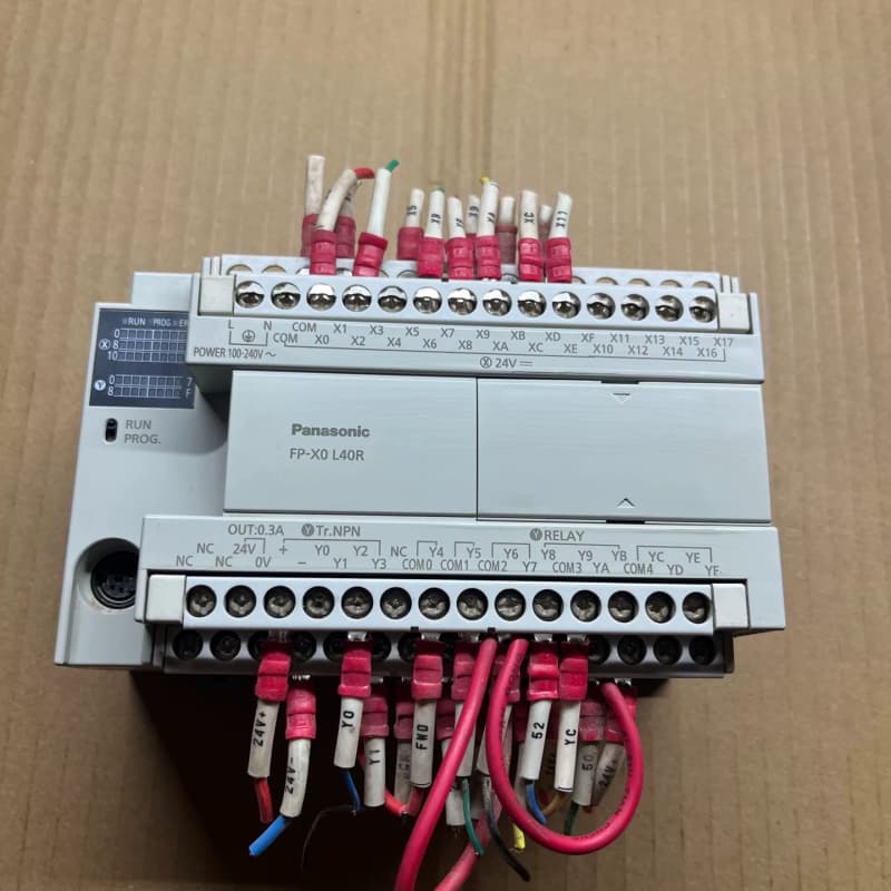 98新松下plc/AFPX0L40R-F拆机实物图功能完好--议价商品