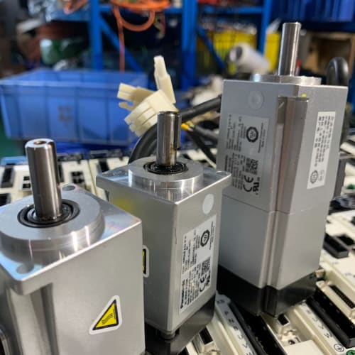 松下A6伺服套装100W SG/SE/SF/BE原装拆机--议价商品