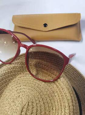 韩版休闲太阳镜竹腿外出拍照防紫外线UV400适中小脸男女中性款实