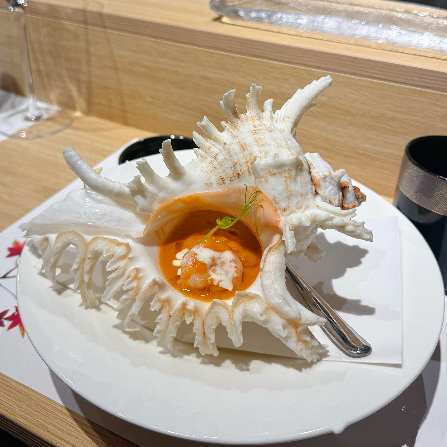 玫瑰千手螺壳刺身容器酒店特色菜海鲜位上菜品摆盘天然贝壳餐具