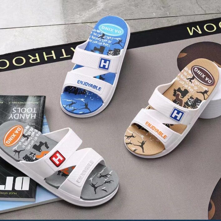 四季拖鞋女士防滑耐磨厚底居家凉拖厂家