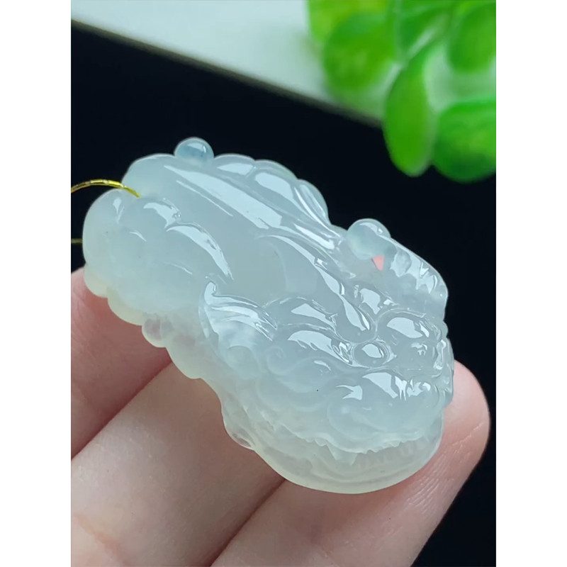 缅甸天然A货玉石翡翠 老坑冰种 手工精雕 貔貅吊坠