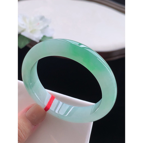 缘满家珠宝 缅甸天然A货翡翠 老坑冰种飘绿正装正圈手镯52-53圈口
