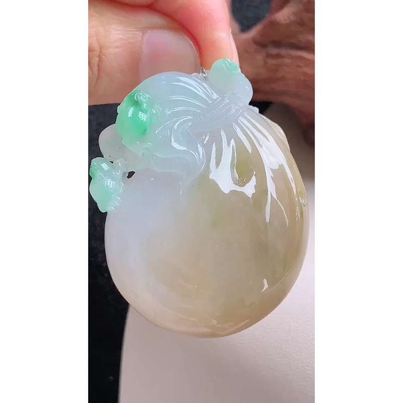 缅甸天然A货玉石翡翠 老坑冰种三彩钱袋吊坠