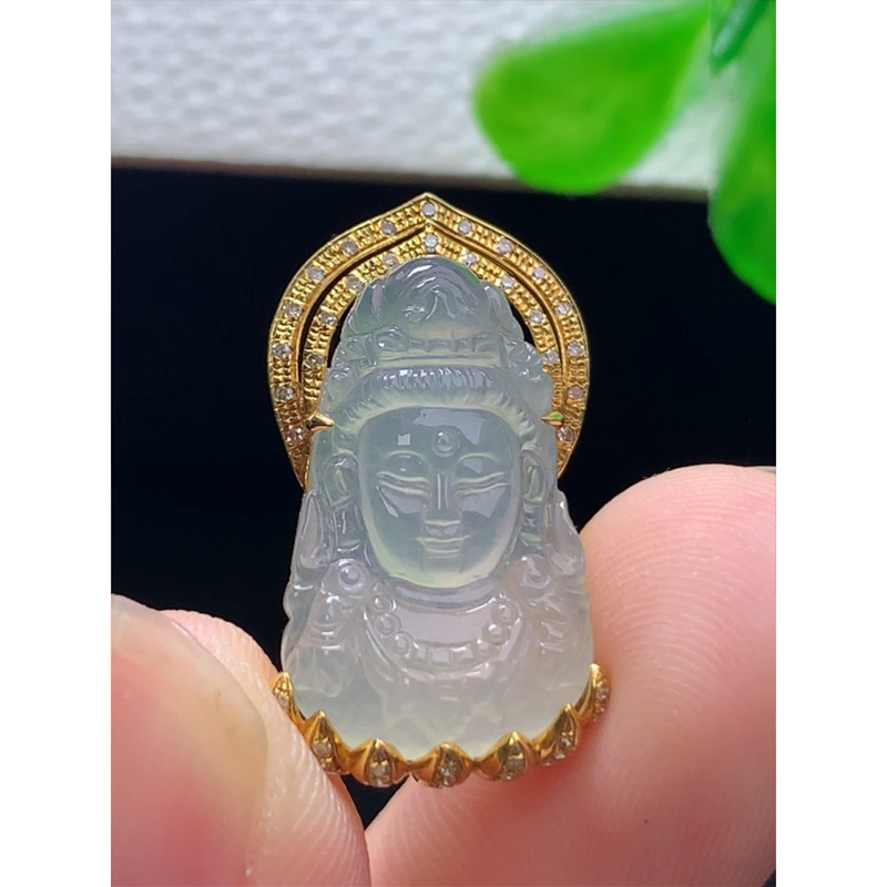 缅甸天然A货玉石翡翠 老坑冰种 手工精雕 18k金扣镶嵌 观音头吊坠