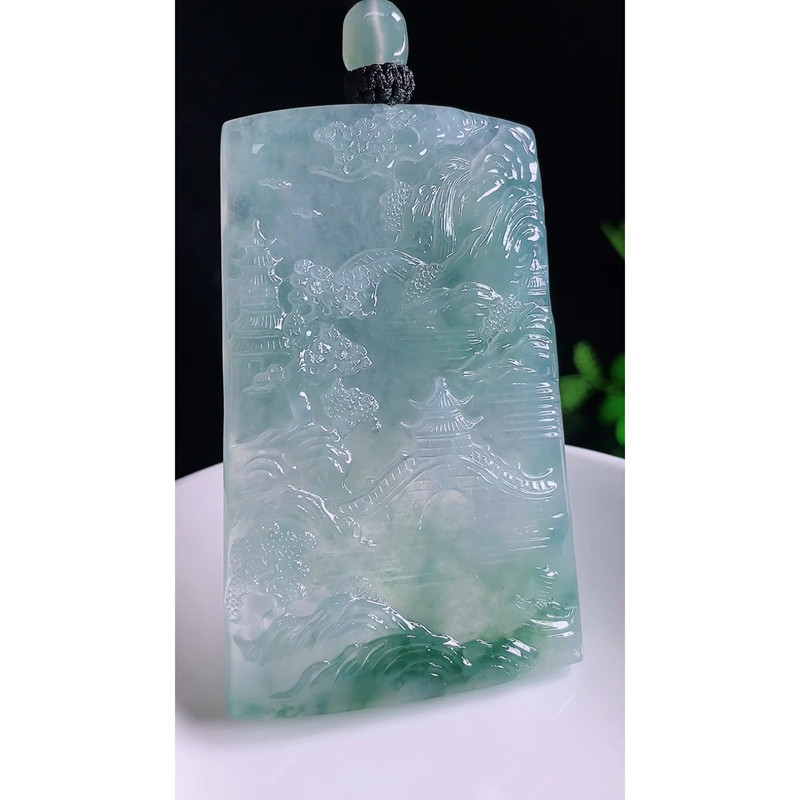 缅甸天然A货玉石翡翠 老坑冰种 手工精雕 飘花山水牌吊坠