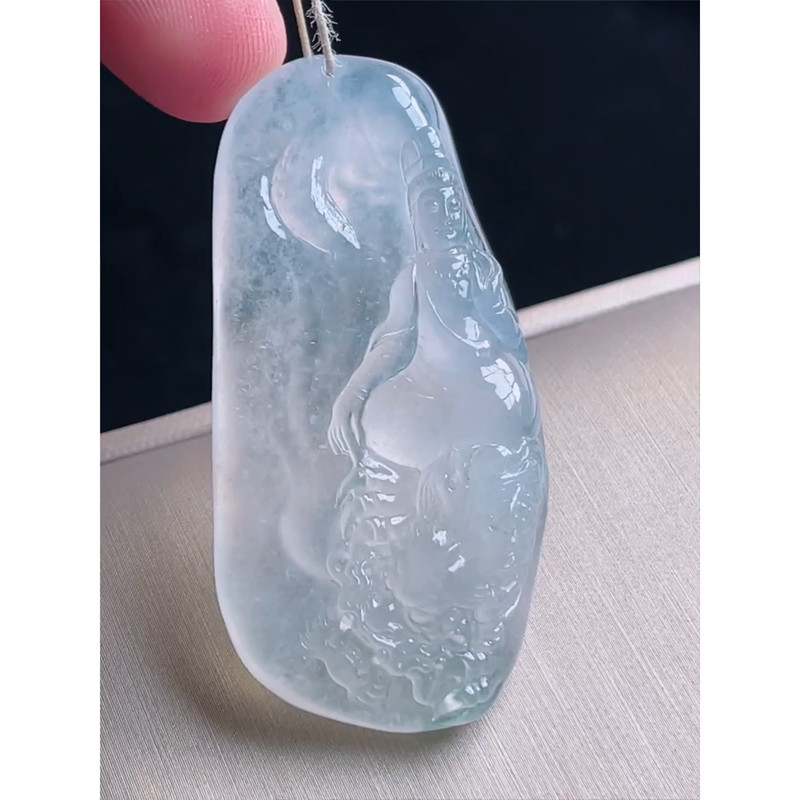 缅甸天然A货玉石翡翠 老坑冰种 手工精雕 御龙观音吊坠