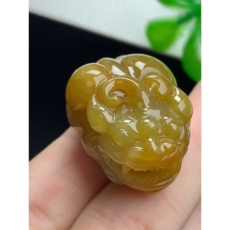 缅甸天然A货玉石翡翠 老坑冰种 手工精雕 黄翡貔貅吊坠