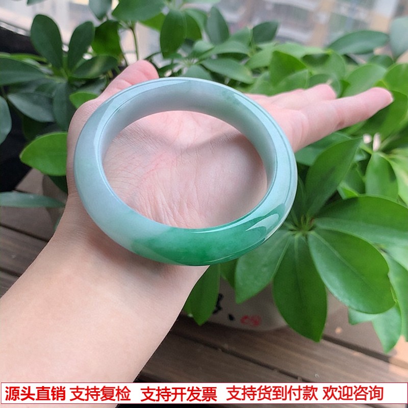 缅甸A货天然翡翠 老坑冰润飘绿厚装正装正圈手镯56-57圈口