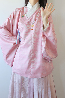 明制琵琶袖交领汉服裳裳者华春秋