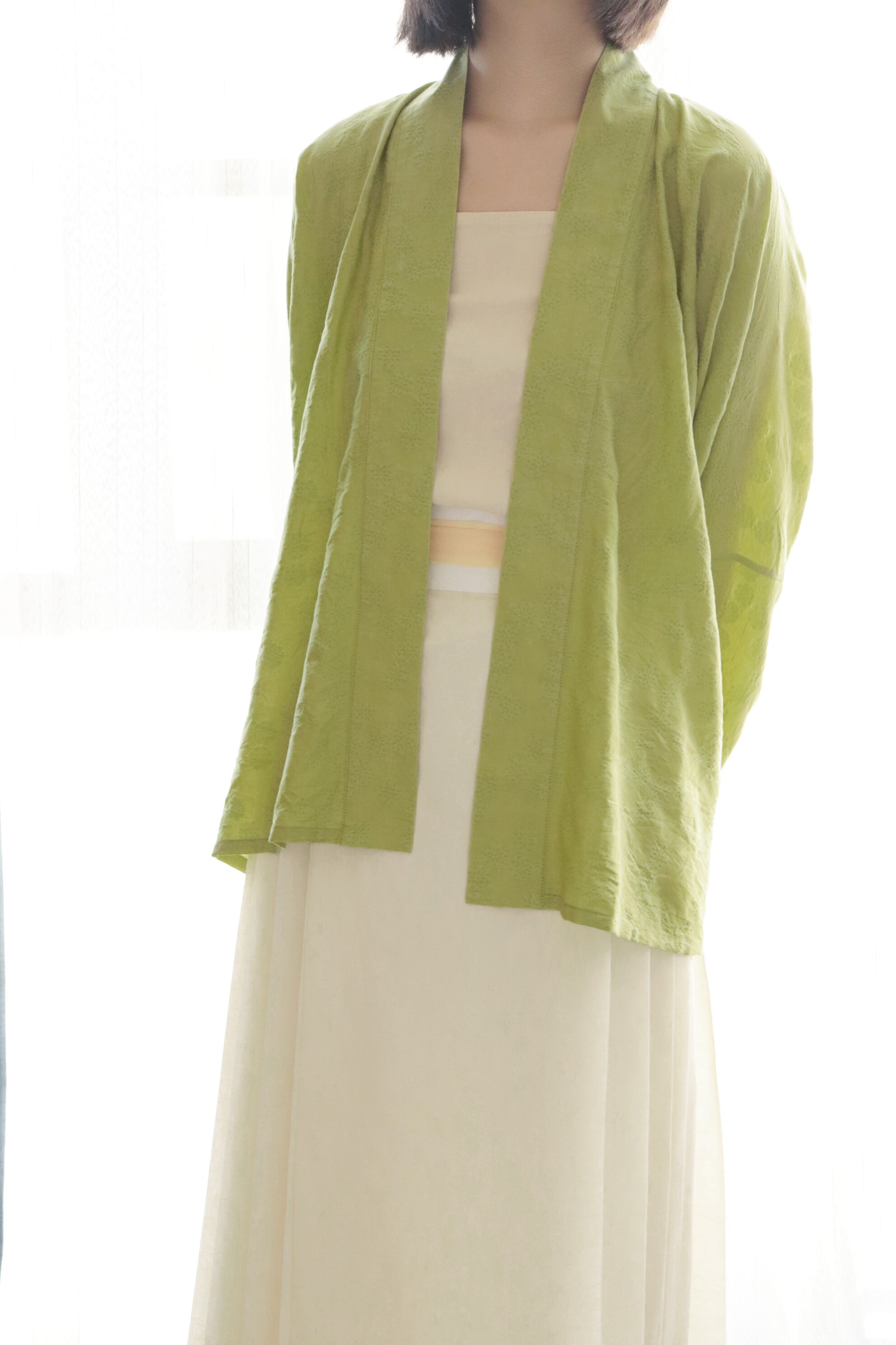 SHANG SHANG ZHE HUA TENCEL 자카드 데일리 송 왕조 스트레이트 넥 항공기 소매 명나라 라운드 넥 더블 옆을 터 놓은 부분 스트레이트 소매 짧은 셔츠 봄 여름 가을