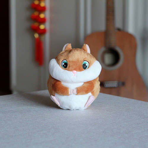 萌萌哒手感好小松鼠毛绒玩具公仔
