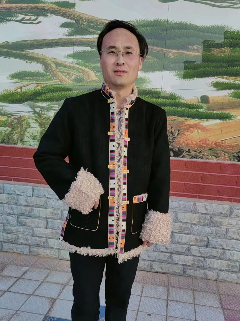 新款男士一体加绒藏服上衣藏装人造毛男士外套皮毛加厚棉衣棉服