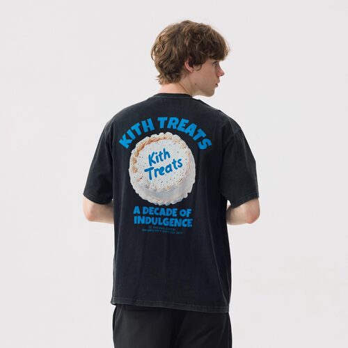 kithTreats蛋糕印花口袋短袖