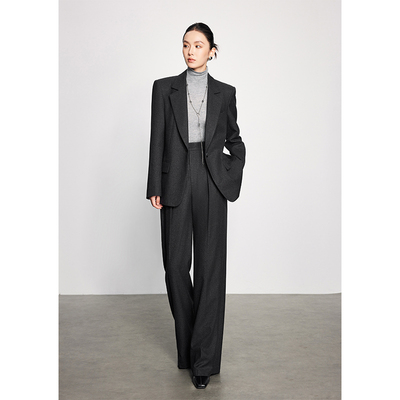 宽松西装套装女气质职场通勤流行