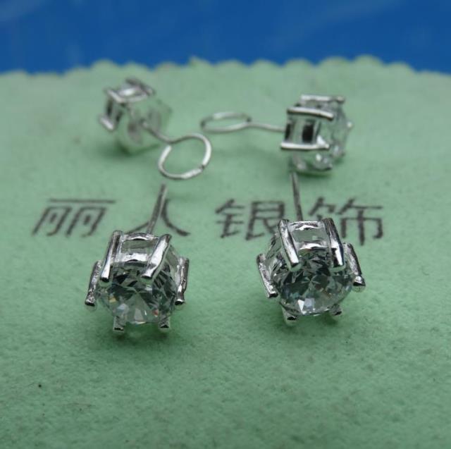 纯银韩国迷你六爪弯钩防过敏耳环