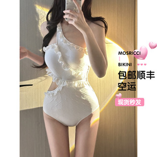 简约白色性感露腰高级单肩连体泳衣女欧美大牌显瘦遮肚沙滩温泉