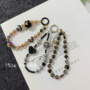 高级感手机链防摔短链绣球花爱心链条包包挂件汽车钥匙扣串珠挂饰