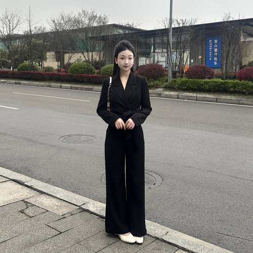 【寻茶归】琳琳小个子黑色显瘦小西装套装女设计感直筒裤两件套