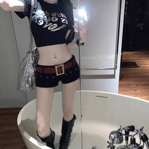 美式甜辣妹铆钉超短牛仔裤女夏季潮流百搭低腰性感包臀a字短裤子