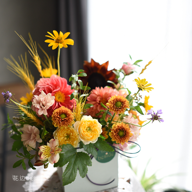 大丽花鲜花北京闪送油画向日葵