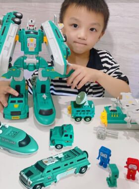 男女通用益智玩具变形机器人