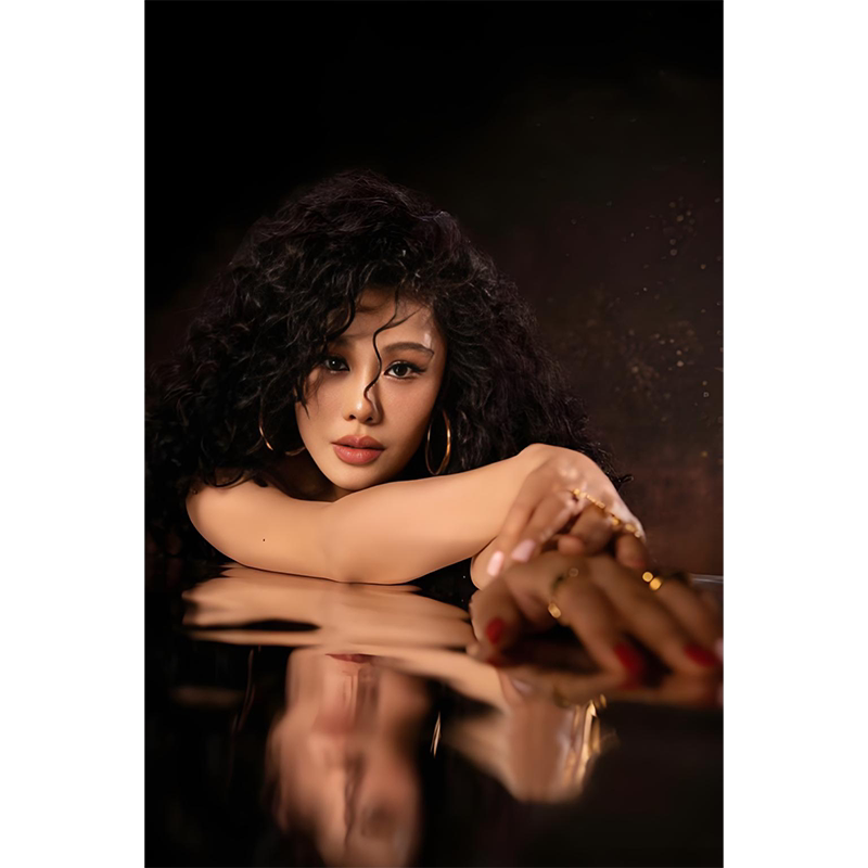 袁娅维高清大海报定制墙贴写真相纸挂画歌手专辑音乐美女封面图16