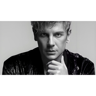 马克西姆高清海报订制音乐歌手写真挂画相纸钢琴家古典音乐装饰画