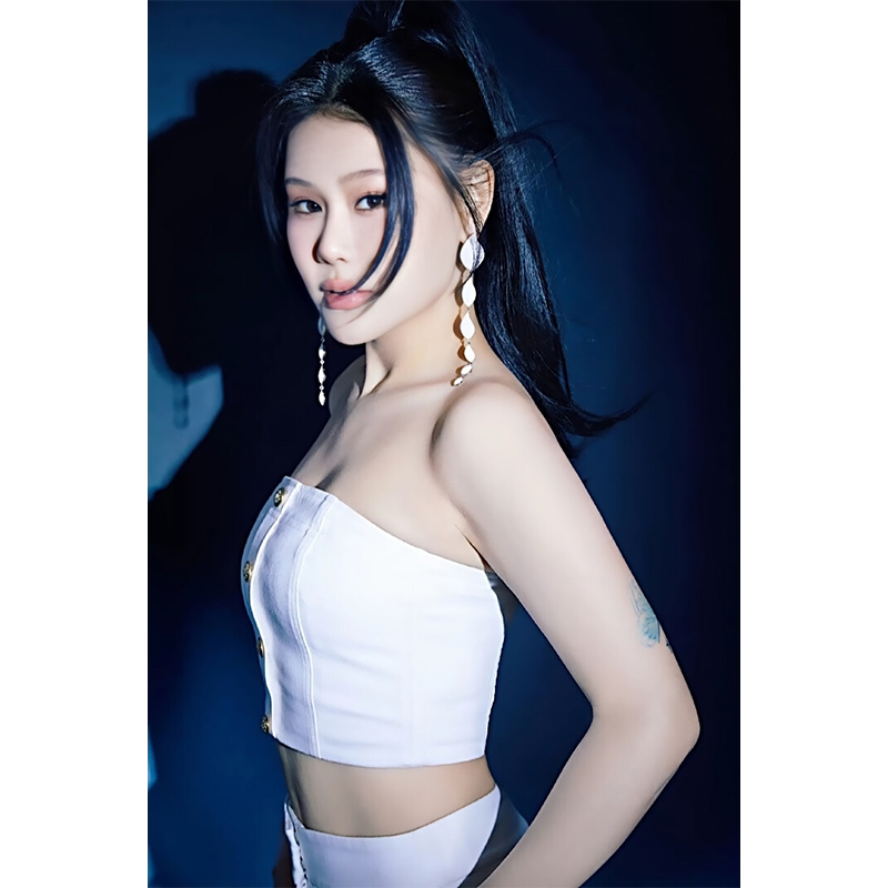 袁娅维高清大海报定制墙贴写真相纸挂画歌手专辑音乐美女封面图7