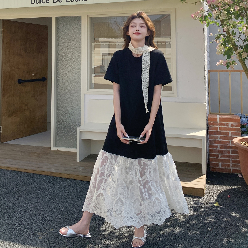 高级感蕾丝拼接短袖圆领黑色T恤裙女夏新款休闲显瘦假两件连衣裙