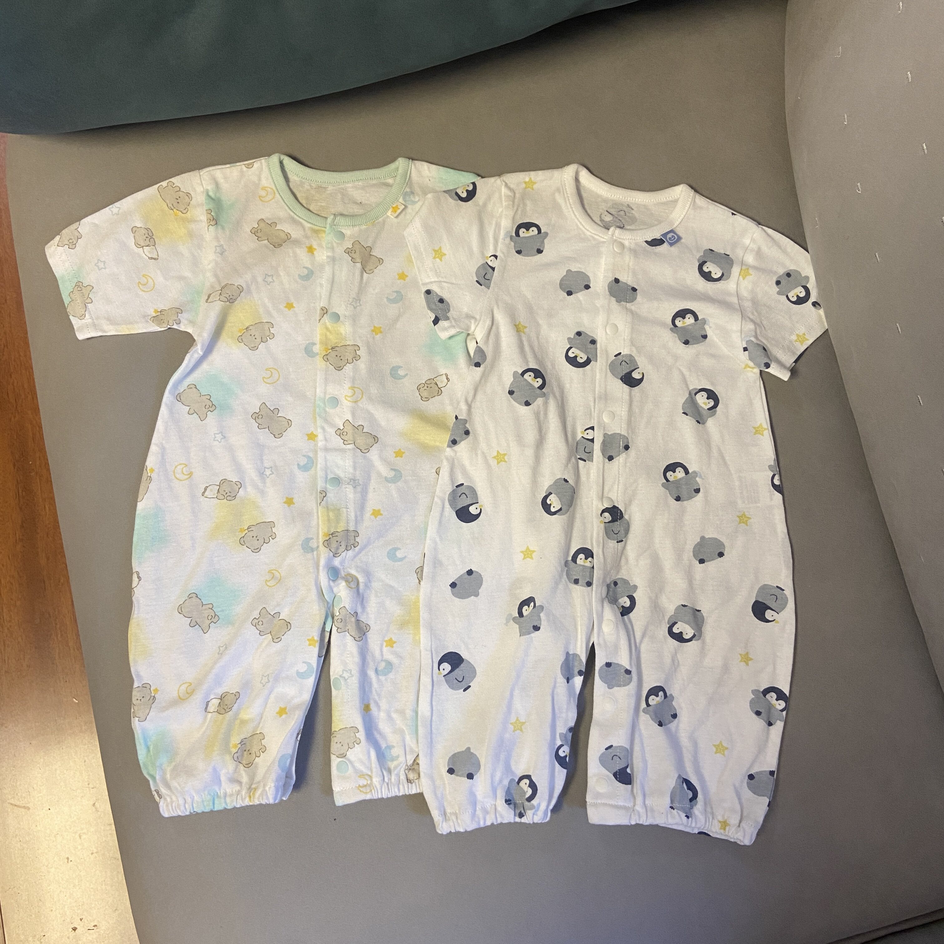 外贸日单婴儿可爱小熊企鹅印花爬服夏季宝宝卡通纯棉两用连体衣