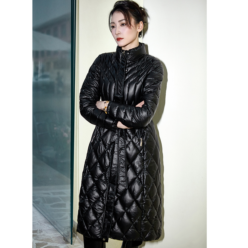 加厚保暖过膝连帽修身棉服