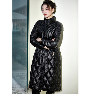 2024绝色冬加厚过膝中长款马卡龙修身显瘦防寒保暖连帽棉衣女装