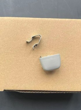 适用奥迪A4LA6A5Q5LQ2A7A3Q3遮阳板堵盖卡扣化妆镜铁卡子固定铁片