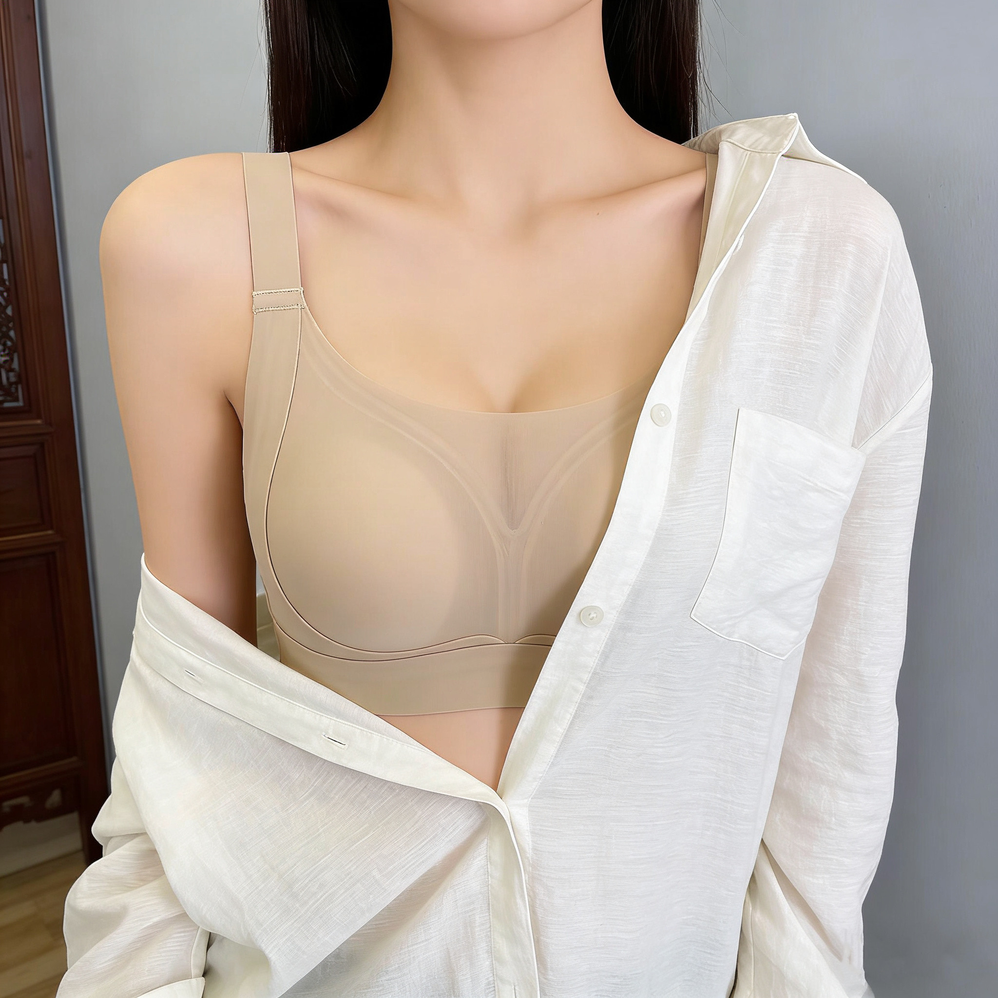 比没穿舒服粉底液无痕隐形文胸大文胸
