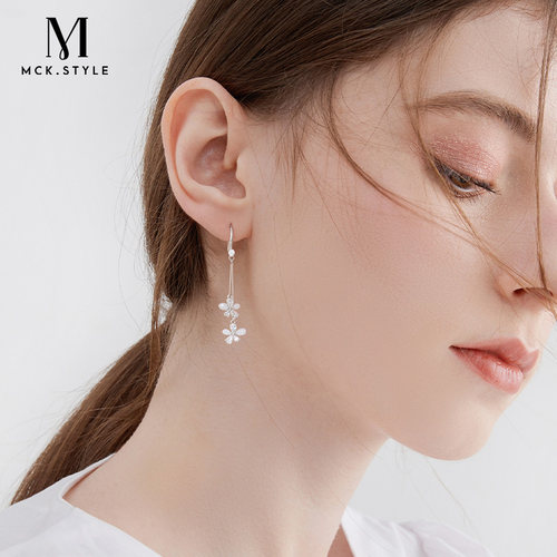 轻奢气质花朵流苏耳钩