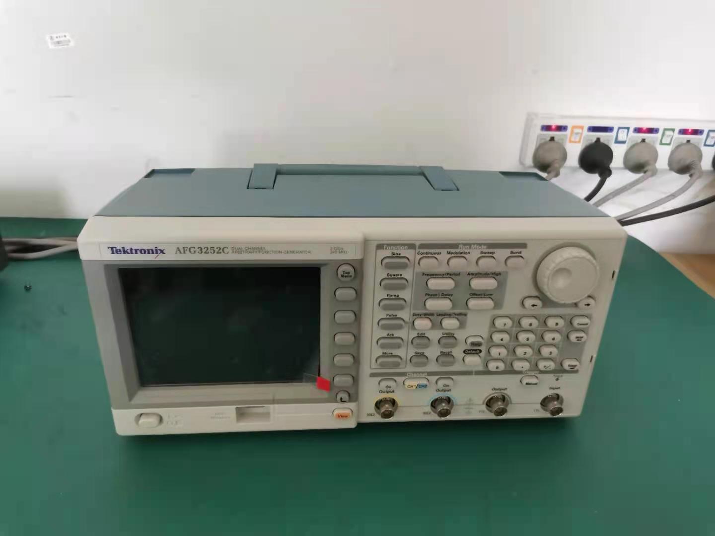 TektronixAFG3152C函数发生器