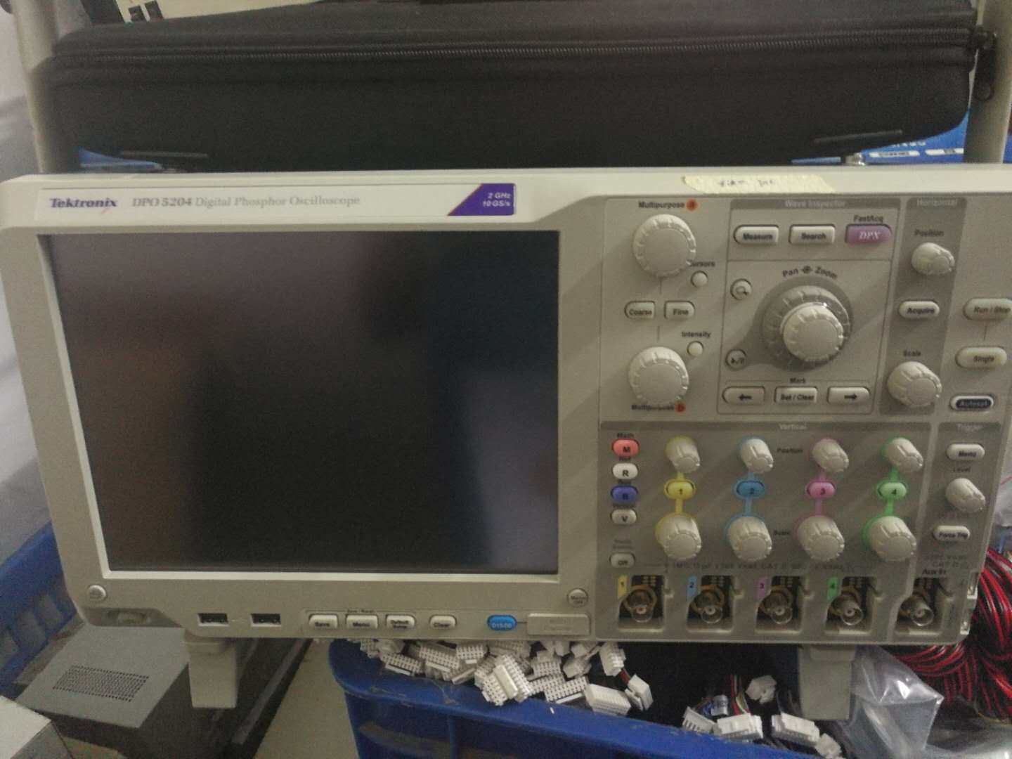 出售回收泰克Tektronix5204  2G带宽 10G采样数字示波器