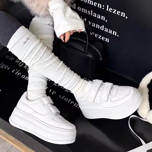 女百搭休闲小白鞋 诗歌兰女鞋 魔术贴厚底松糕鞋 真皮韩版 2026年新款