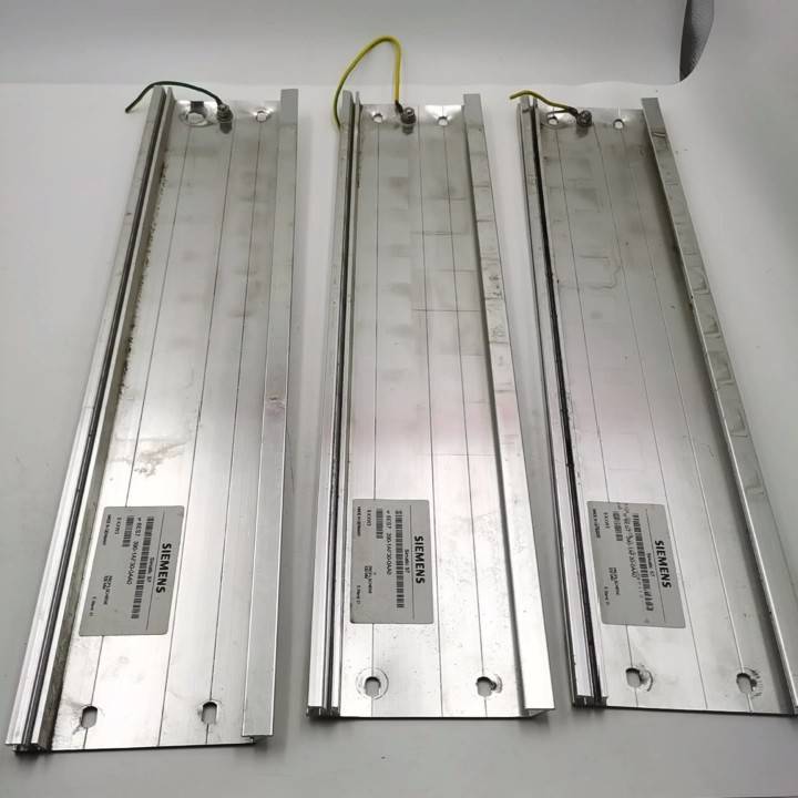 议价S7-300 PLC导轨底座，型号6ES7 390-1适用