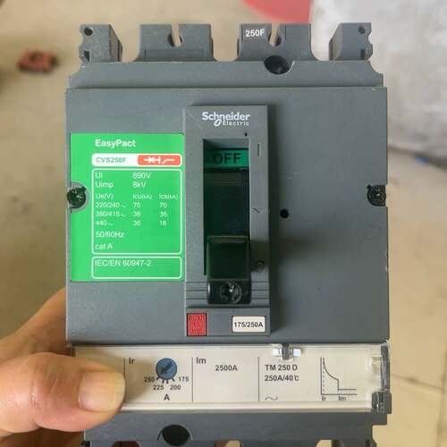议价断路器CVS250F  250A  220元/一台适用