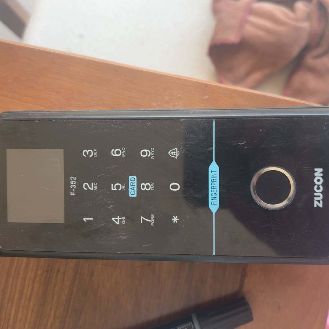 议价玻璃门电子 手纹门锁， 有需要的盘适用