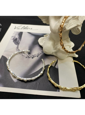 满50包邮 1786 复古黄铜镀真金保色Pilgri*m打标熔岩质感开口手镯