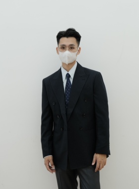 何青菜/23XF26117意式经典复古羊毛双排扣条纹芷青色戗驳领西服男